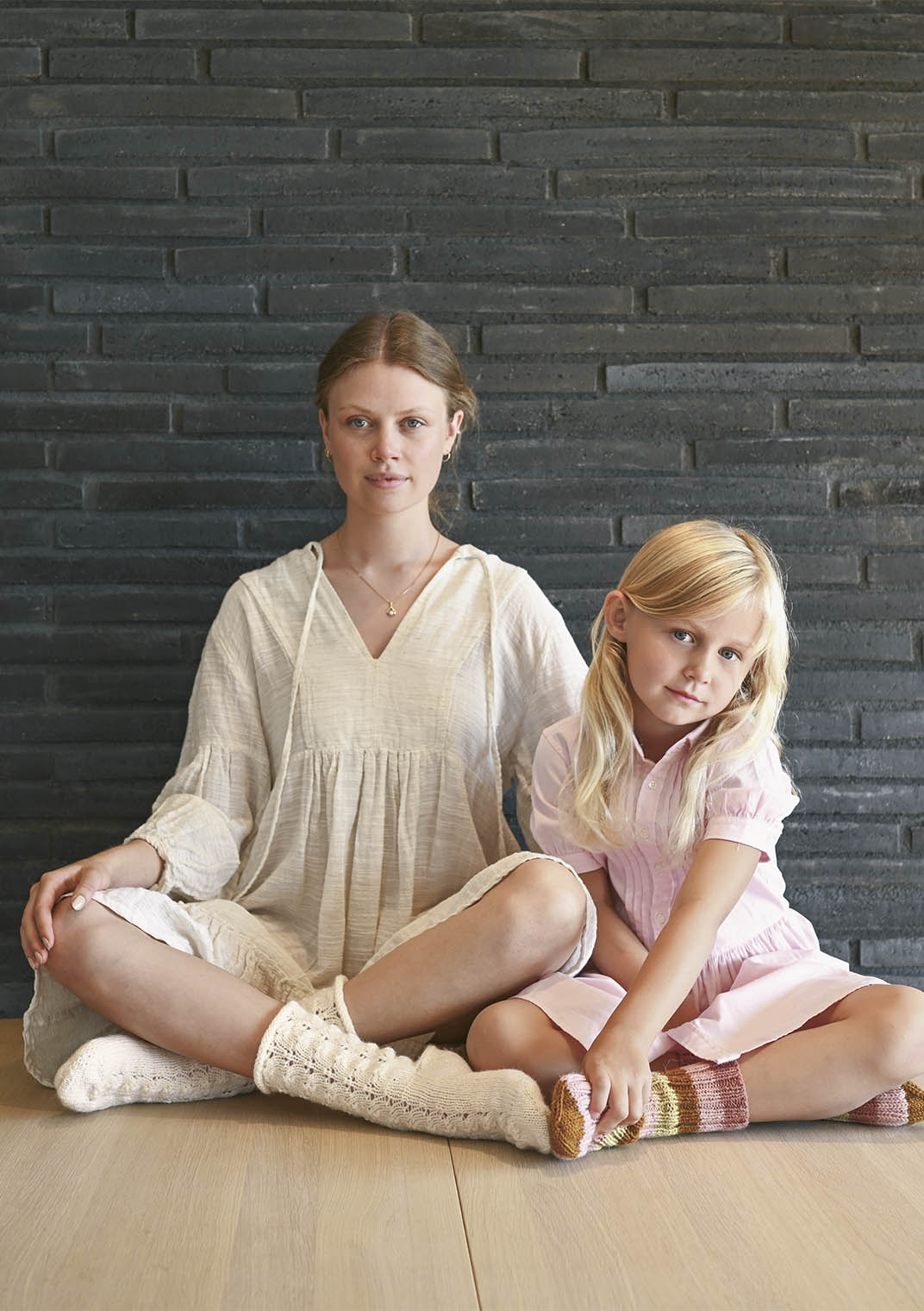 Sandnes Tema 64 Sockor (svenska)