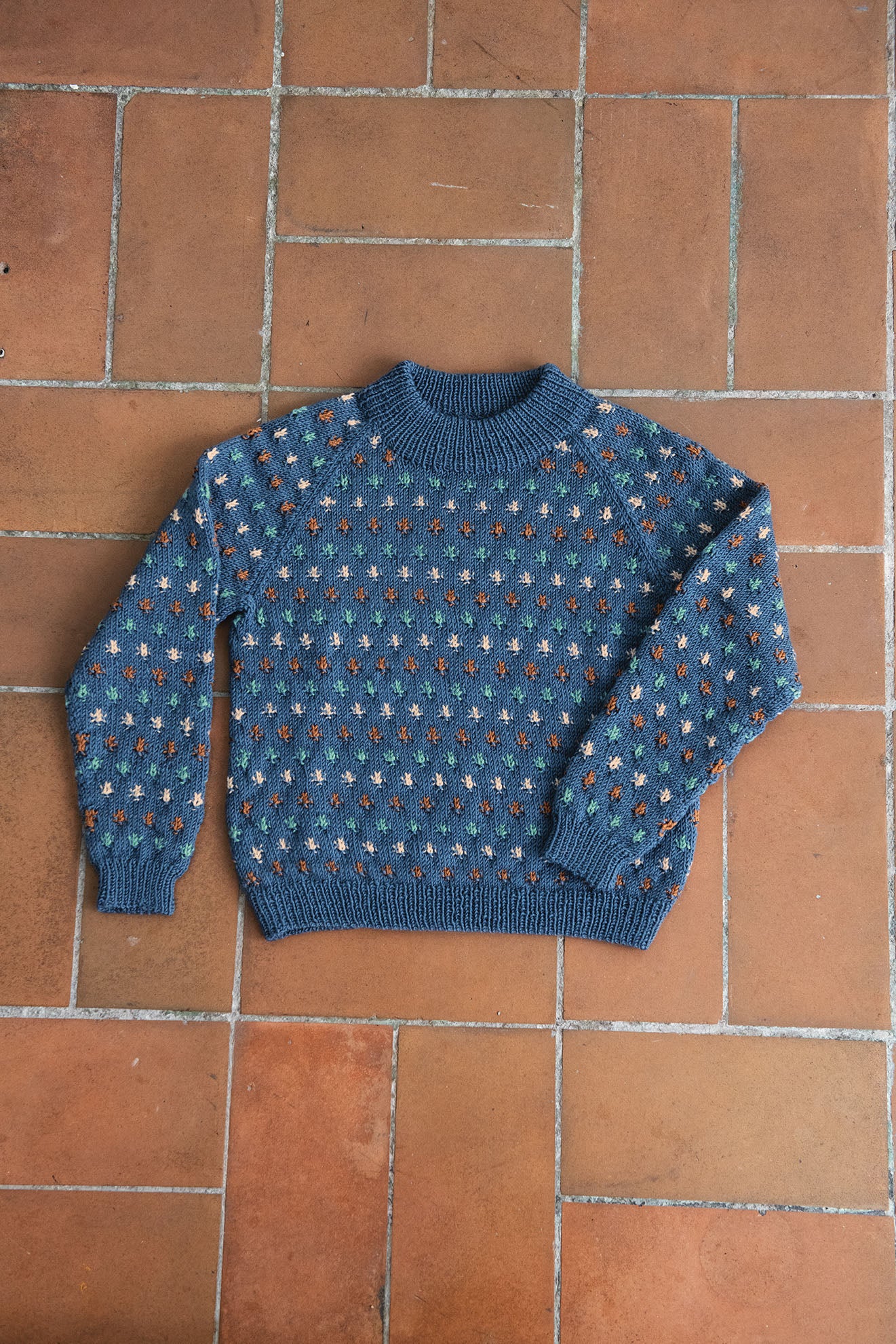 Sandnes 2303 - Mjukt till barn sv.