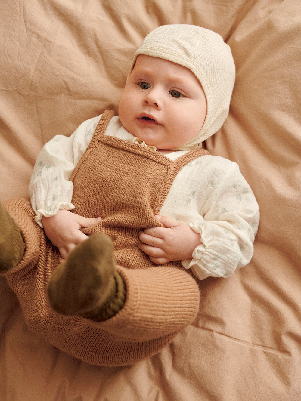 Sandnes 2413-7 Bunny pants baby