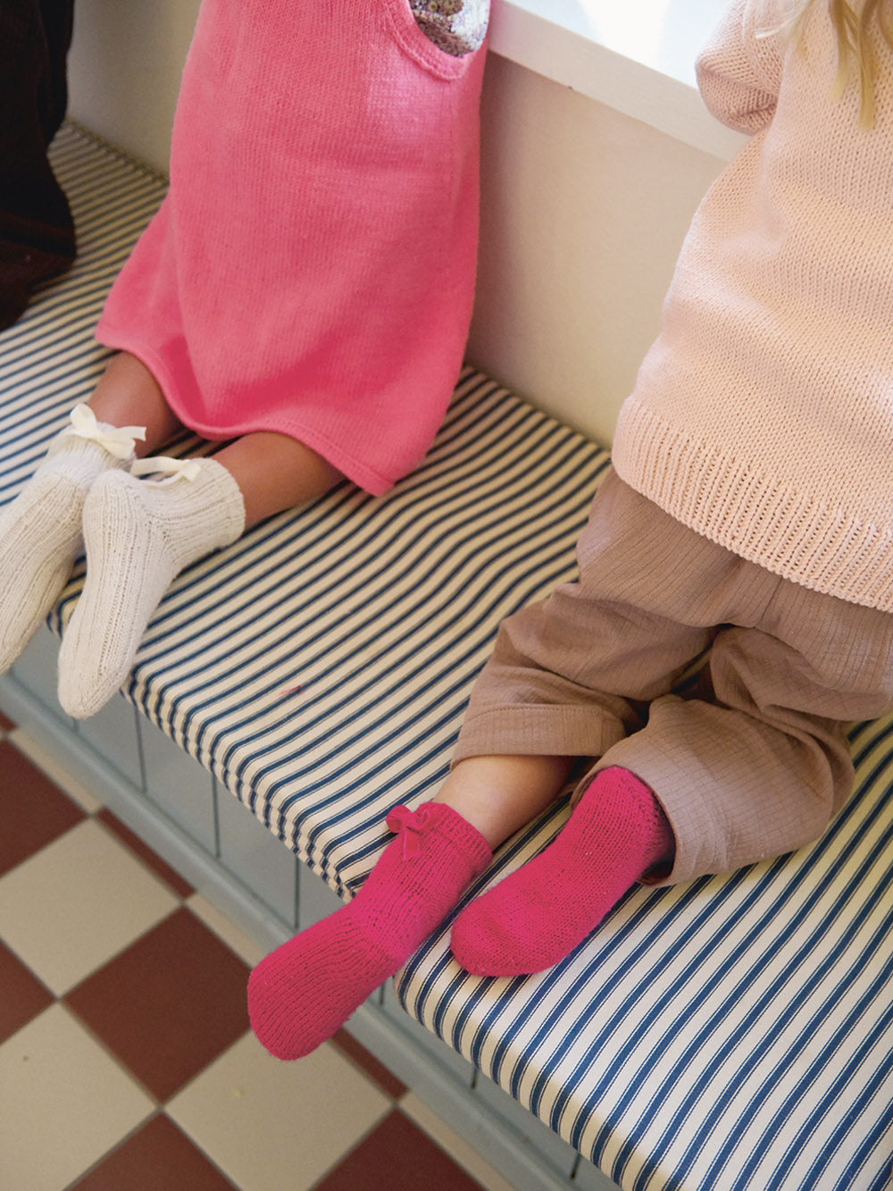 2501-7 Bow Socks Junior