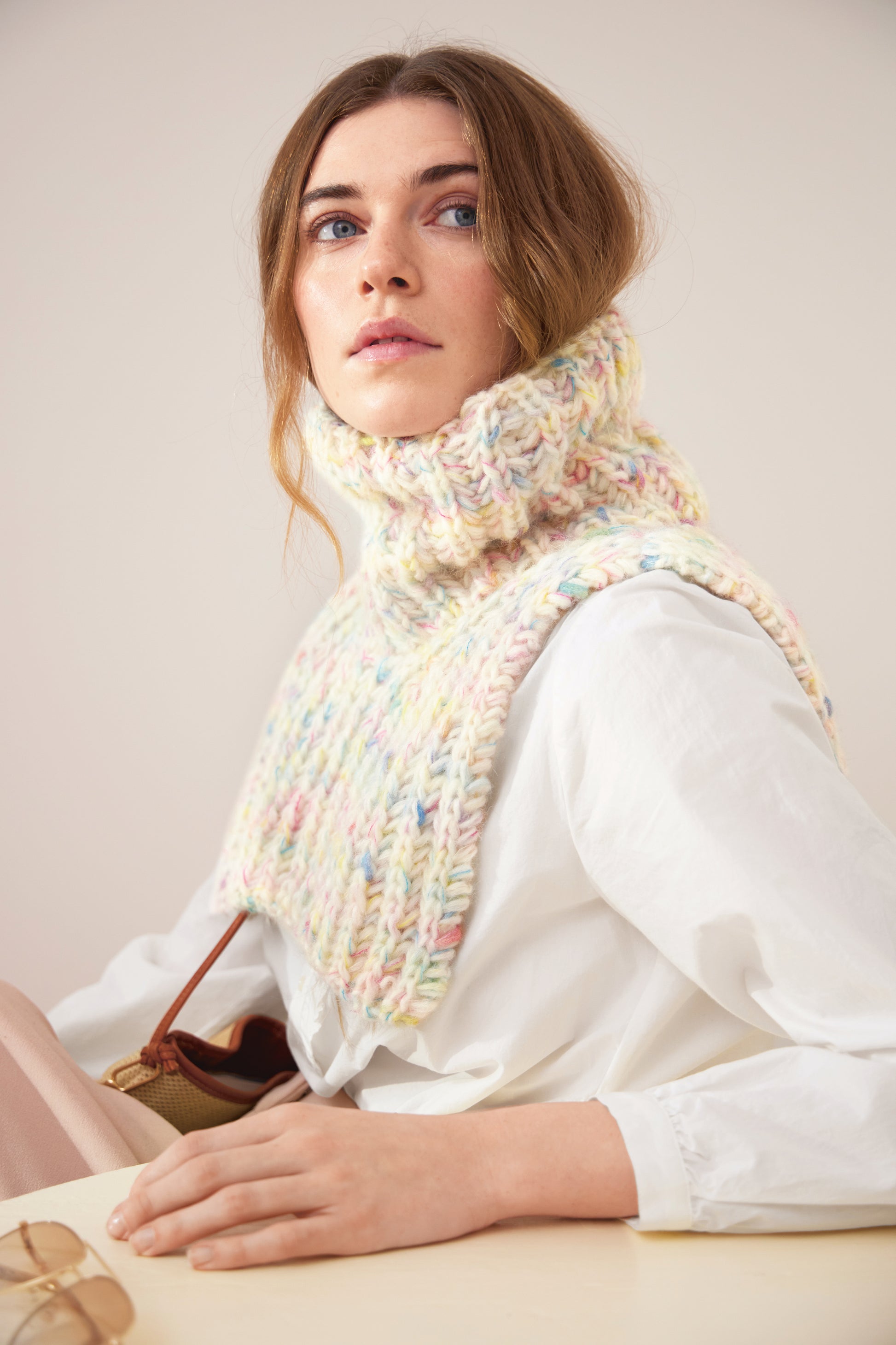 Sandnes 2403-3 - Hannah neck