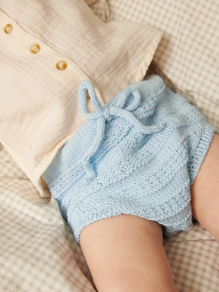 2407 - 1 a, b & c - Fillip sweater baby, diaper pants & bonnet - Butik Maglia