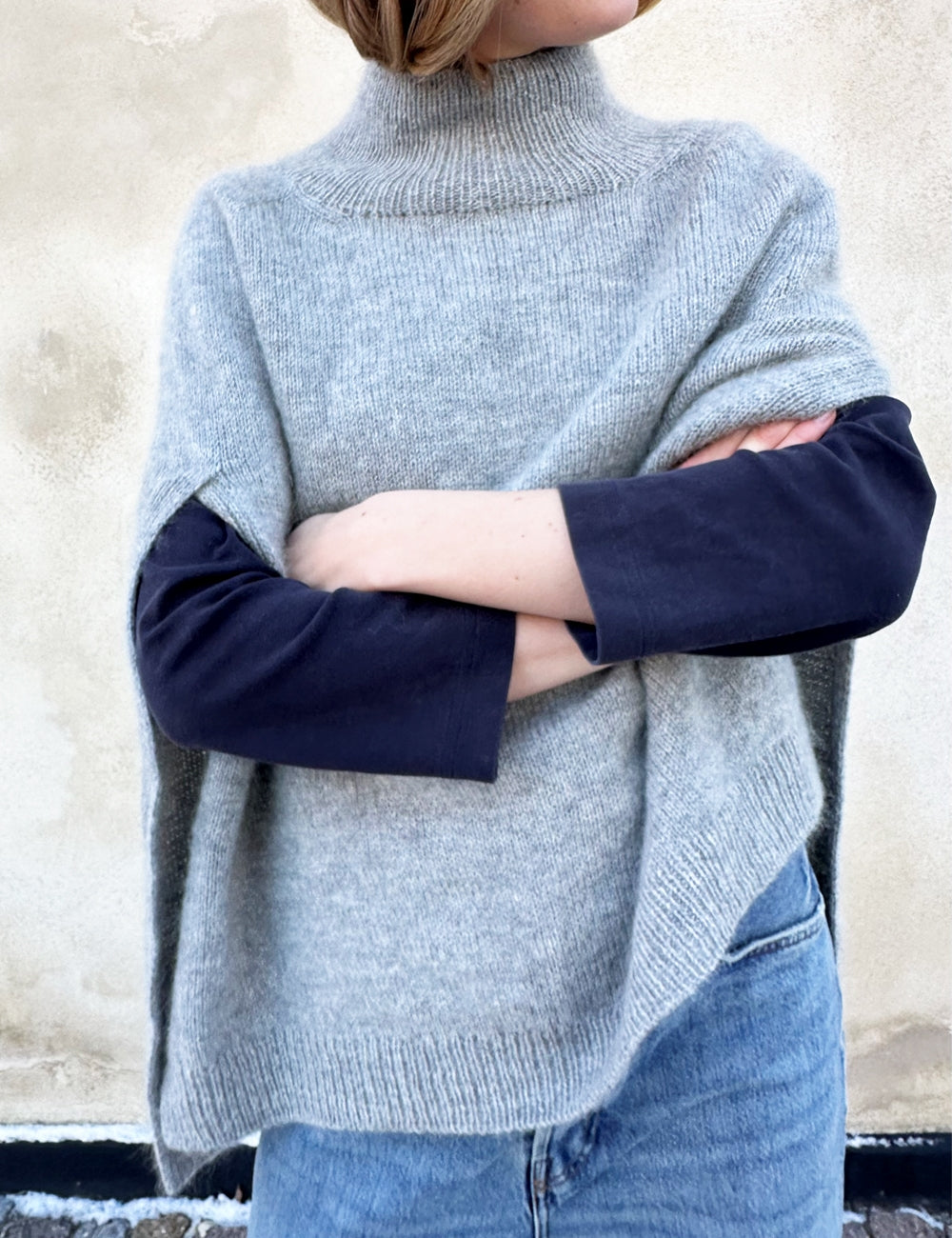 Le Knit - Darcy Cape DK