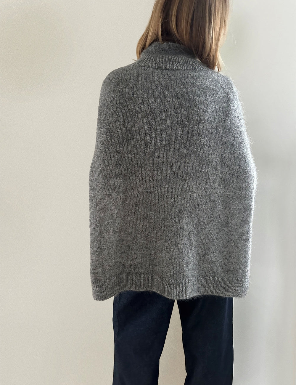 Le Knit - Darcy Cape DK