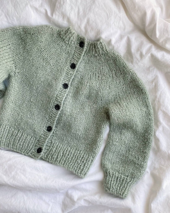 Novice Cardigan Mini - Chunky Edition