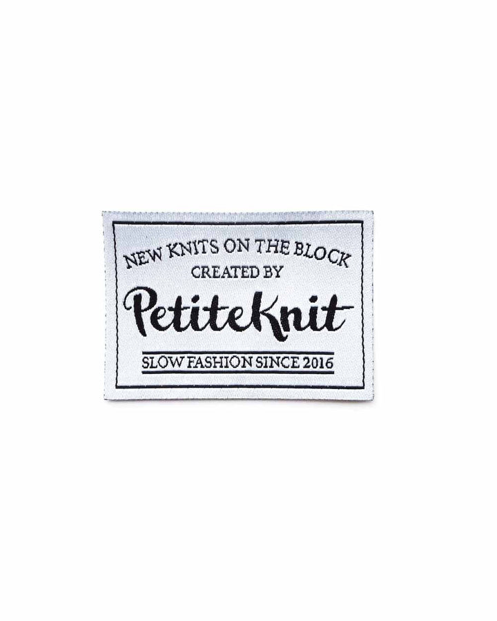 "New Knits On The Block" - Label - Butik Maglia