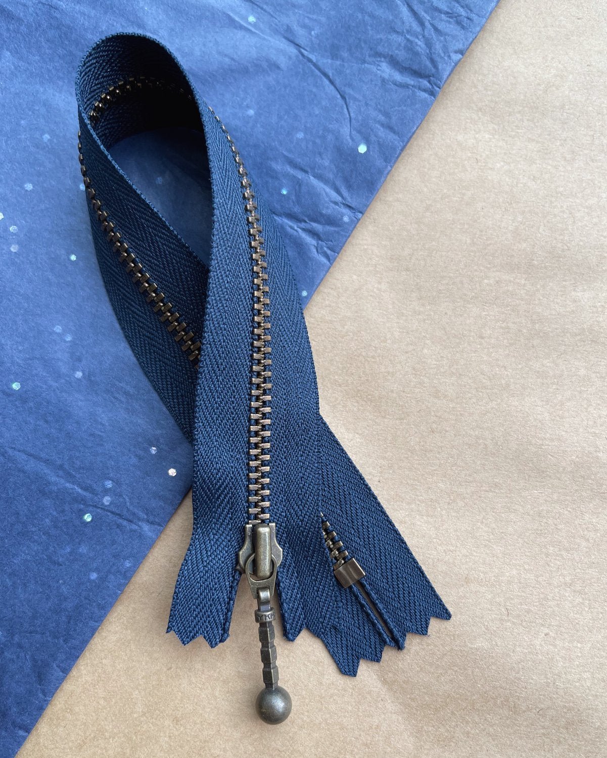 PetiteKnit Blixtlås 23 cm - Navy - Butik Maglia