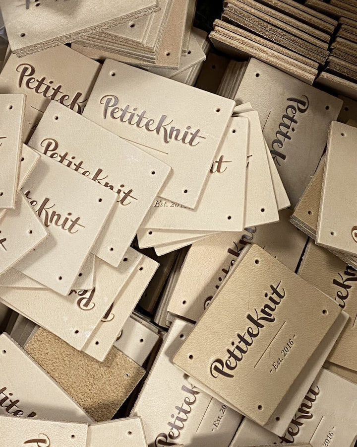 "Petiteknit" Leather Label - Butik Maglia