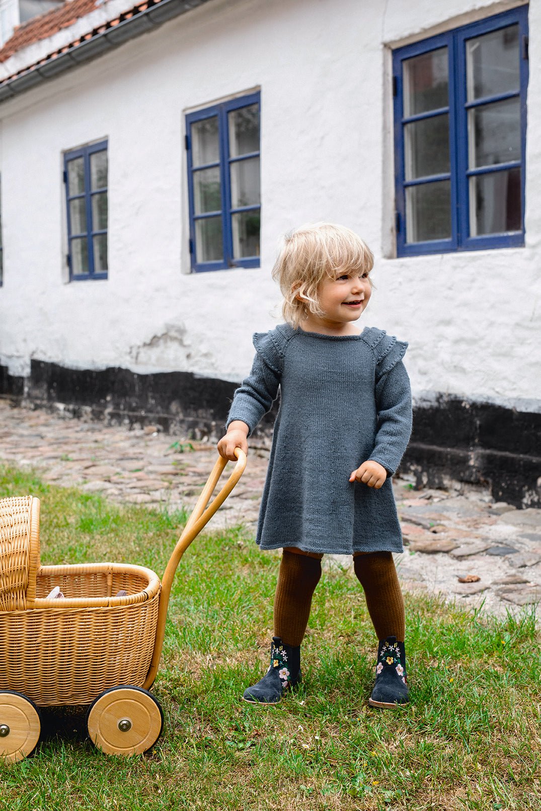 Sandnes 1813 Smårollinger svenska - Butik Maglia