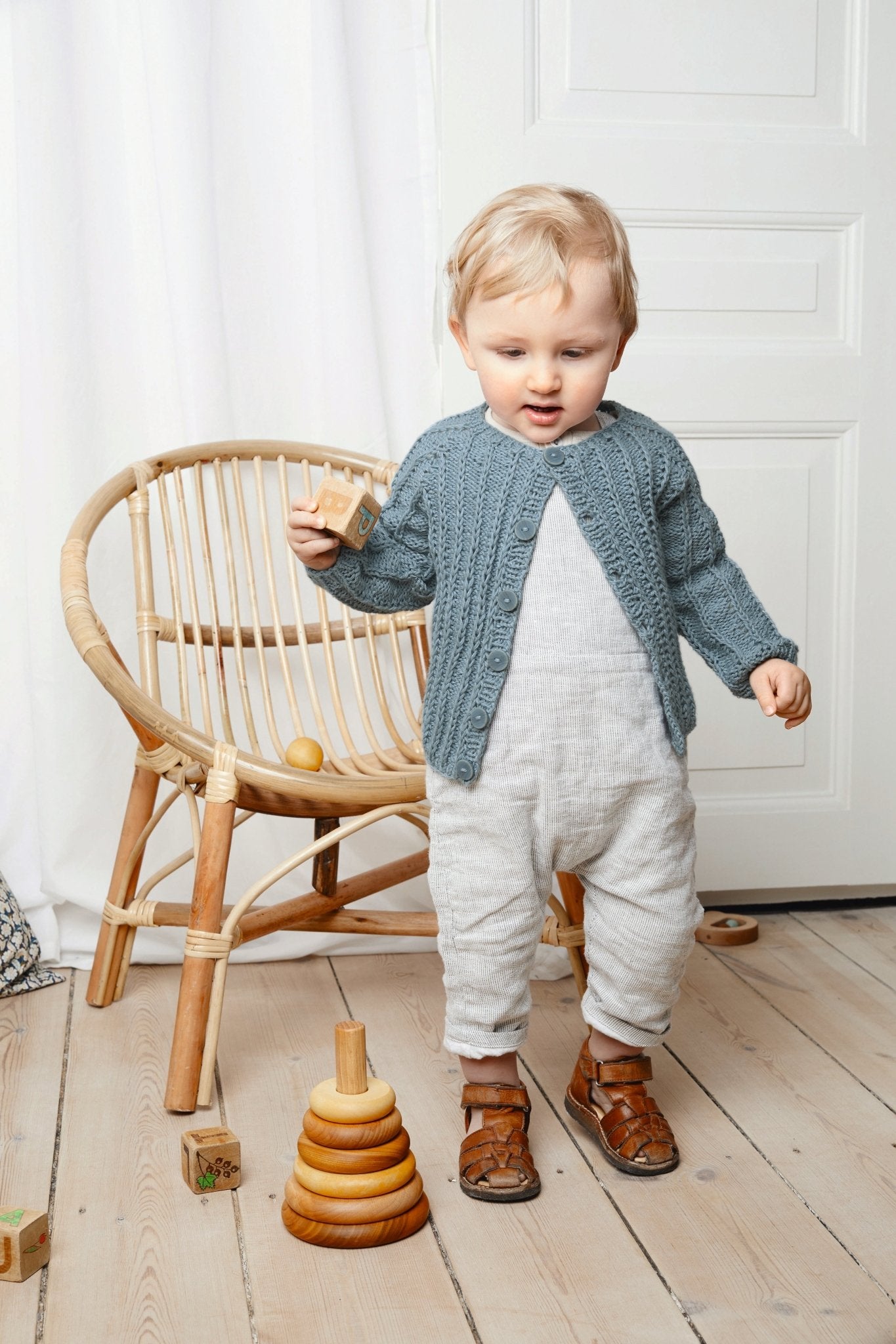 Sandnes 1909 Smårollinger svenska - Butik Maglia