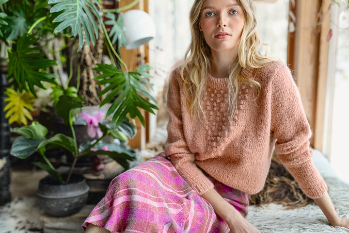 Sandnes Blomsterknoppgenser nr. 9 - UTGÅTT - Butik Maglia