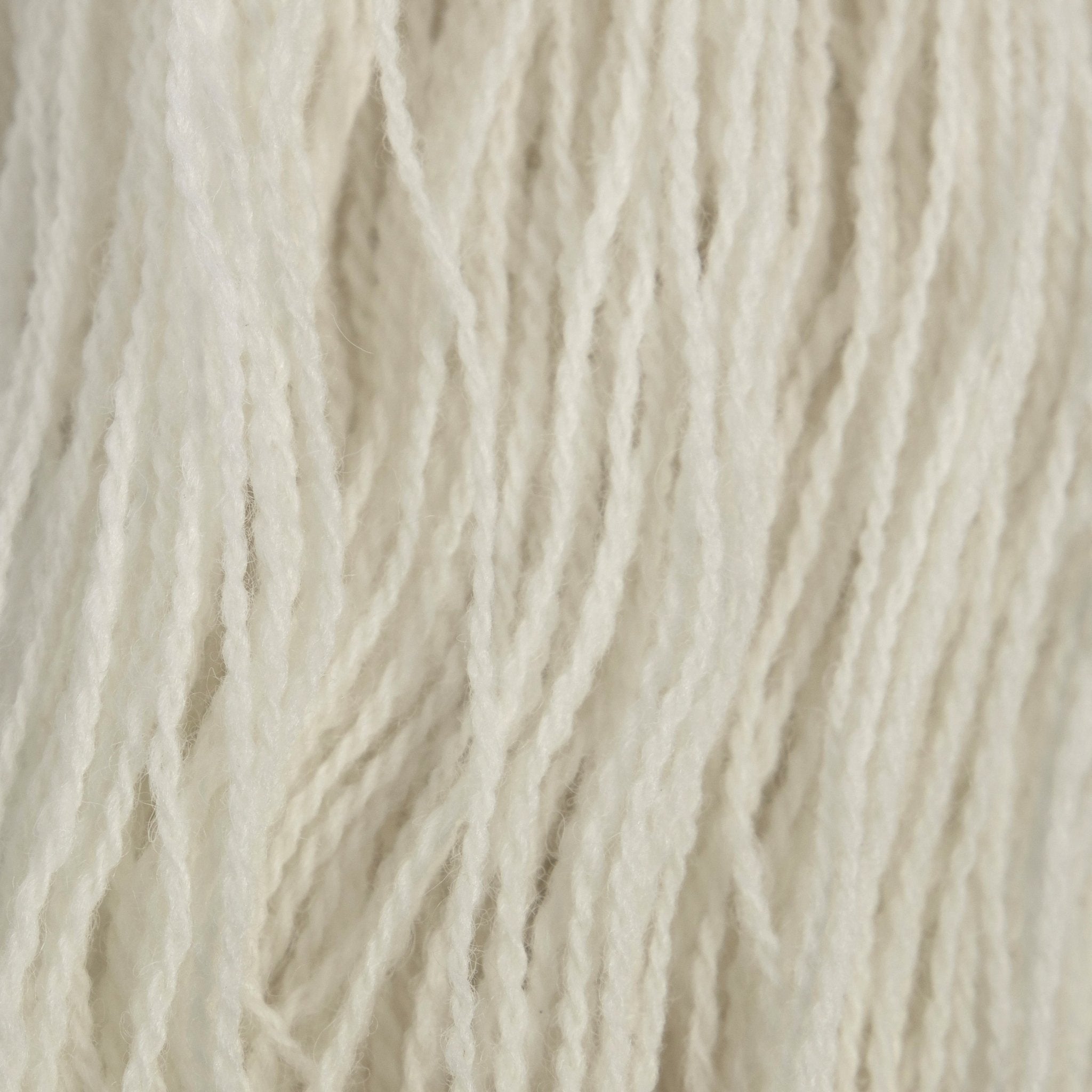 Svensk Ull 2tr 100 g - 102 Natural White - Butik Maglia